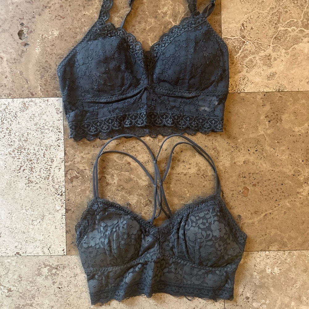 Hollister & Gilly Hicks Gray Lace Bralette with Longline Design set of 2